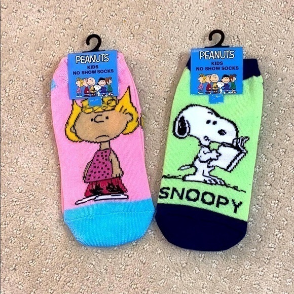 NWT 2 Youth Pair of Peanuts No Show Socks - Picture 1 of 5